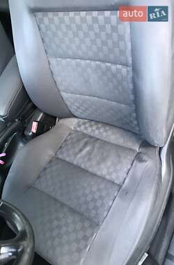 Универсал Audi A6 2004 в 