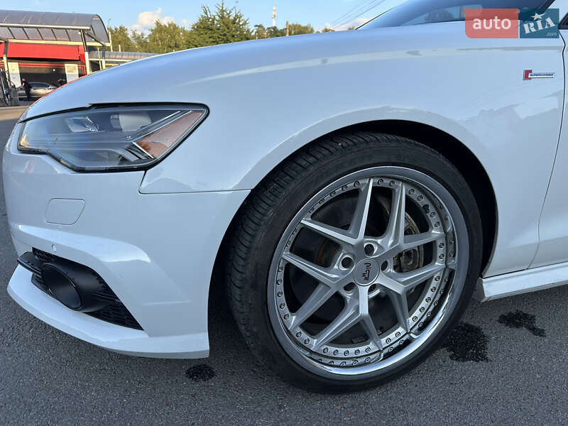Седан Audi A6 2015 в Рівному