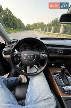 Седан Audi A6 2015 в 