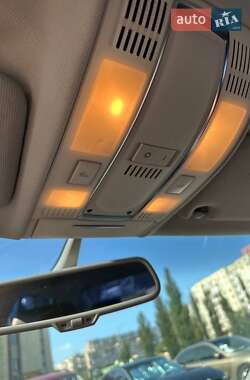 Седан Audi A6 2004 в 