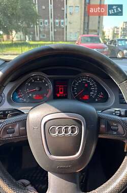Седан Audi A6 2004 в 