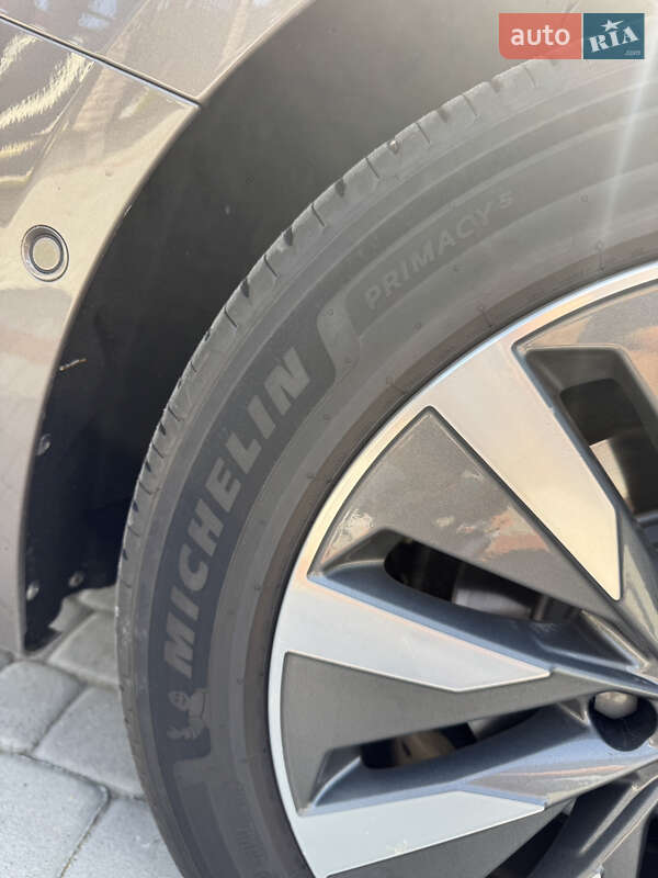 Универсал Audi A6 2019 в Староконстантинове