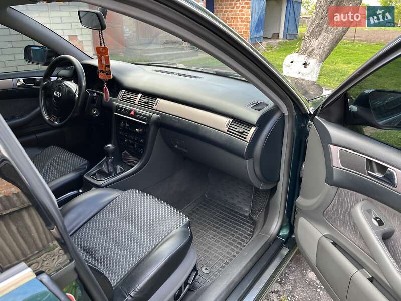 Седан Audi A6 2000 в Заводском