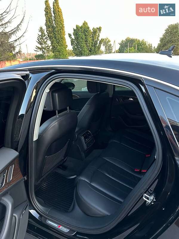 Седан Audi A6 2015 в Хмельнике