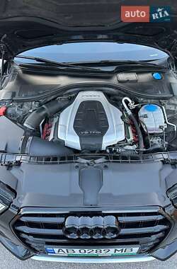 Седан Audi A6 2015 в 