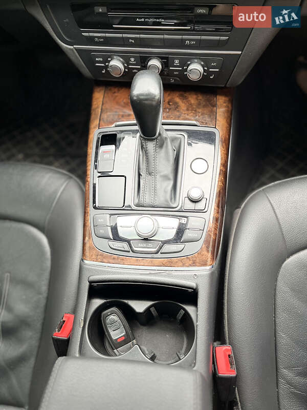 Седан Audi A6 2015 в Рава-Русской