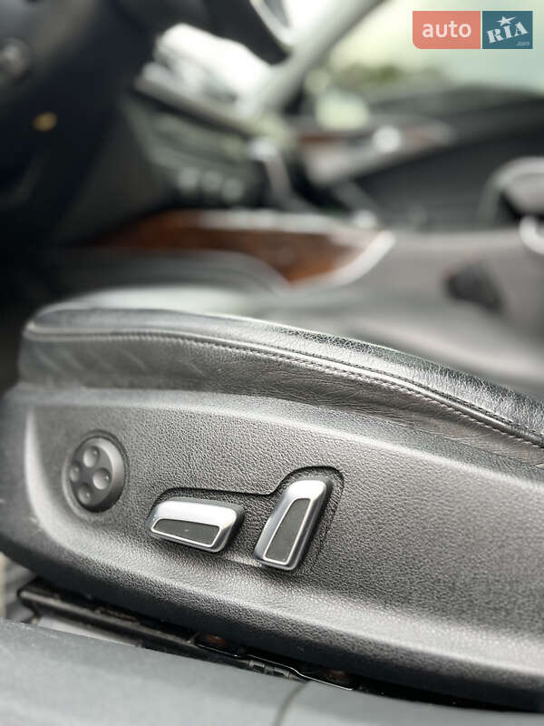 Седан Audi A6 2015 в Рава-Русской