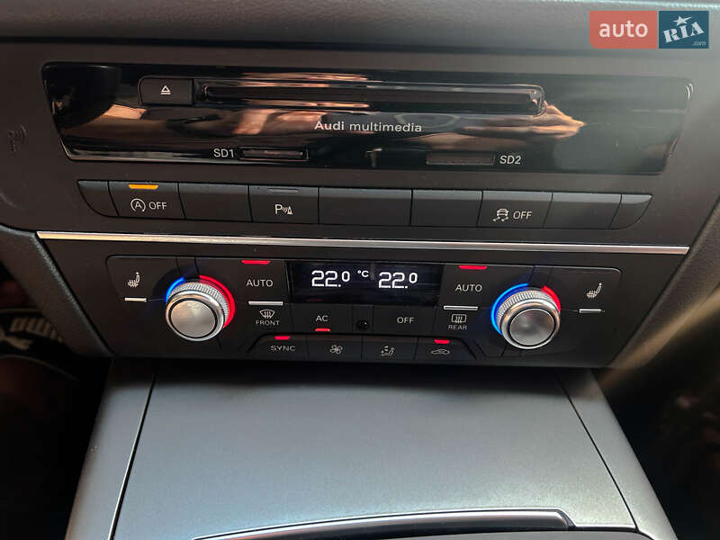 Седан Audi A6 2012 в Киеве