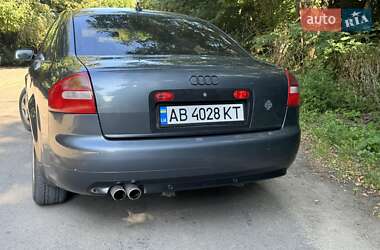 Седан Audi A6 2003 в 