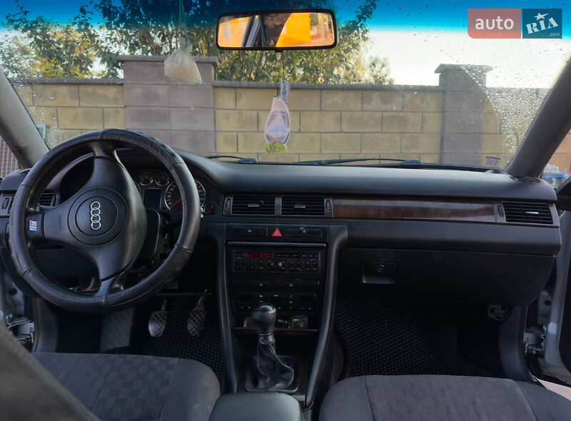 Седан Audi A6 1999 в Дубно