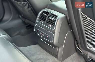 Седан Audi A6 2016 в 