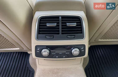 Седан Audi A6 2014 в 