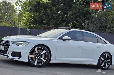 Седан Audi A6 2021 в 