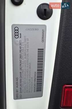 Седан Audi A6 2021 в 