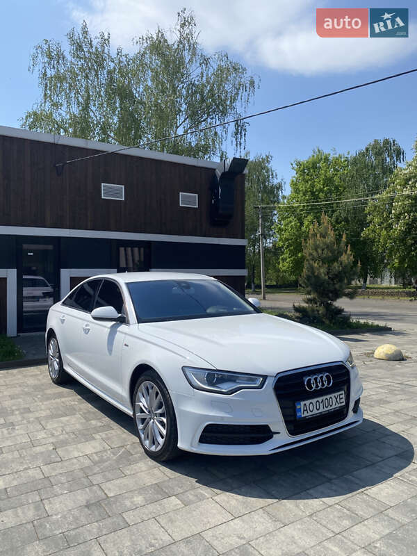 Седан Audi A6 2013 в Тячеве