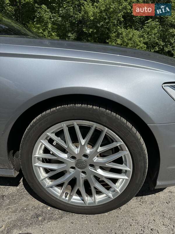 Седан Audi A6 2015 в Хмельницком