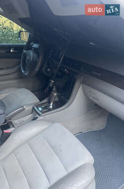 Универсал Audi A6 2002 в 