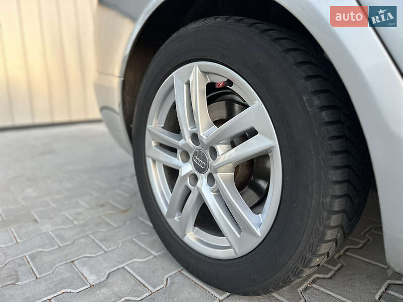 Седан Audi A6 2005 в Владимире