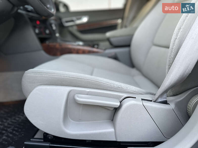 Седан Audi A6 2005 в Владимире