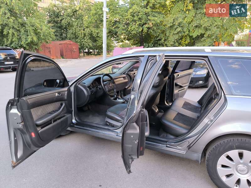 Универсал Audi A6 2001 в Киеве