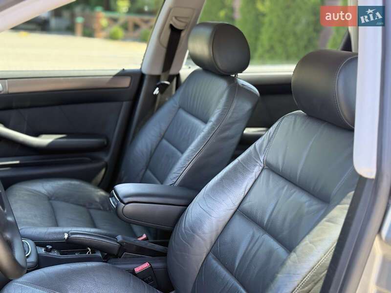 Универсал Audi A6 2002 в Самборе