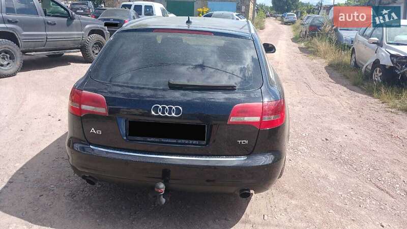 Универсал Audi A6 2010 в Коростене