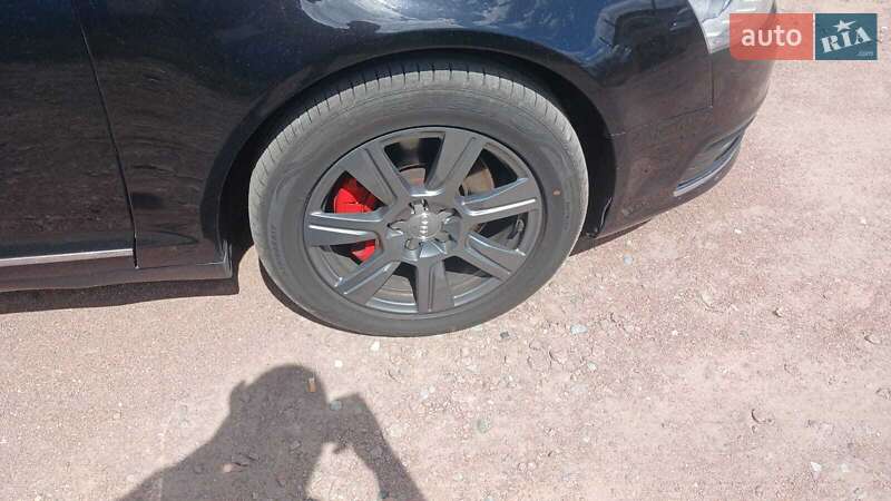 Универсал Audi A6 2010 в Коростене