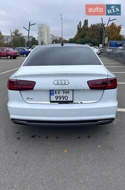 Седан Audi A6 2015 в 