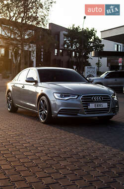 Седан Audi A6 2012 в 