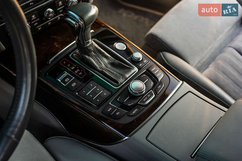 Седан Audi A6 2012 в Ужгороде
