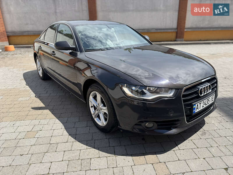 Седан Audi A6 2012 в 