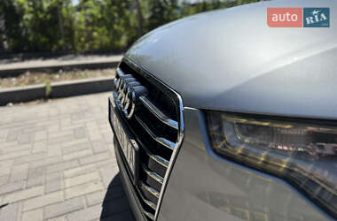 Седан Audi A6 2013 в 