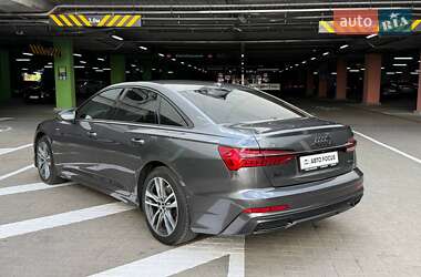 Седан Audi A6 2021 в 