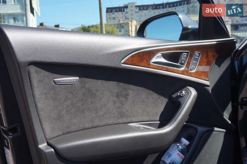 Седан Audi A6 2011 в Одессе
