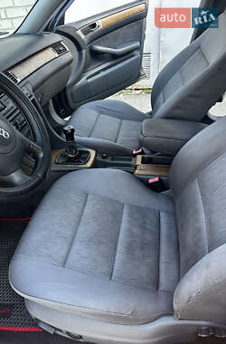 Седан Audi A6 1998 в 