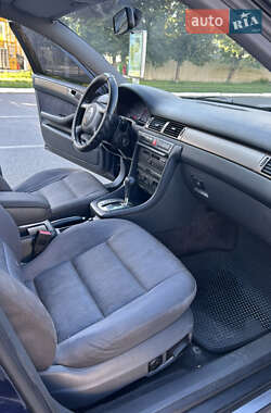 Седан Audi A6 2000 в 