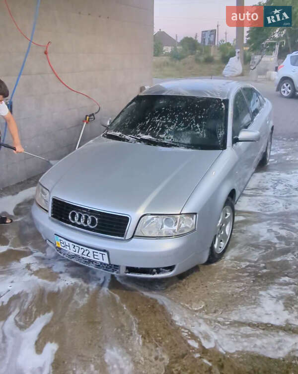 Седан Audi A6 1998 в Татарбунарах