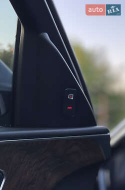 Седан Audi A6 2013 в 