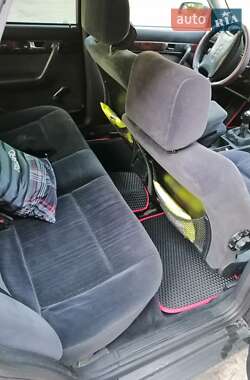 Седан Audi A6 1995 в 