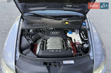 Седан Audi A6 2004 в 