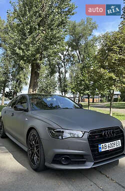 Седан Audi A6 2015 в 