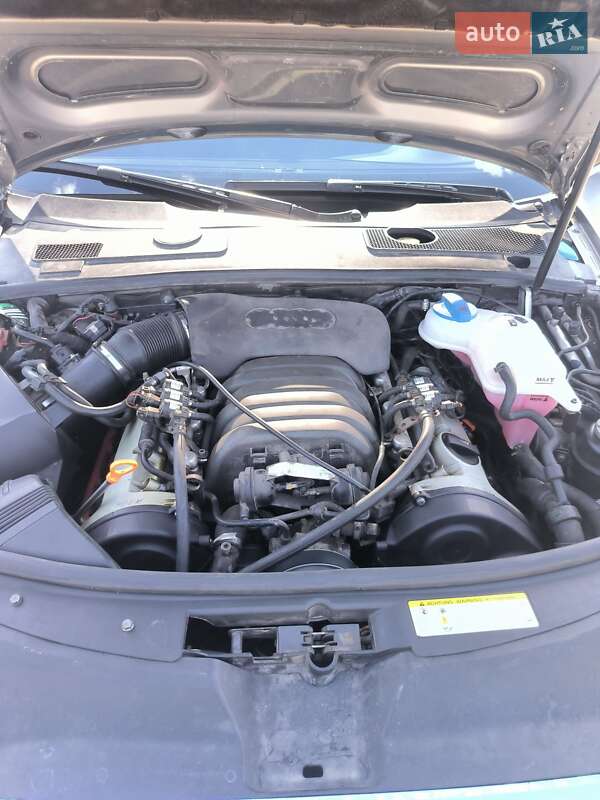 Седан Audi A6 2006 в Первомайске