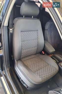 Универсал Audi A6 2002 в 