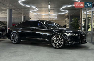 Седан Audi A6 2015 в 