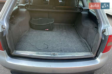 Универсал Audi A6 2000 в 