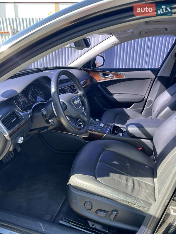 Седан Audi A6 2013 в Новояворовске