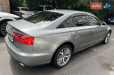 Седан Audi A6 2012 в 