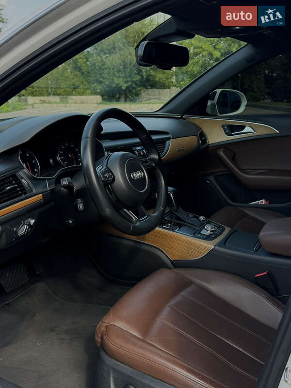 Седан Audi A6 2014 в Киеве