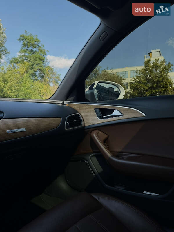 Седан Audi A6 2014 в Киеве