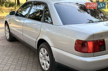 Седан Audi A6 1996 в 